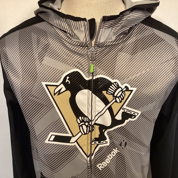 Pittsburgh Penguins zip up hoodie men’s size small Reebok Center Ice - Picture 2 of 9